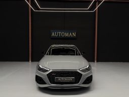 AUDI RS4
