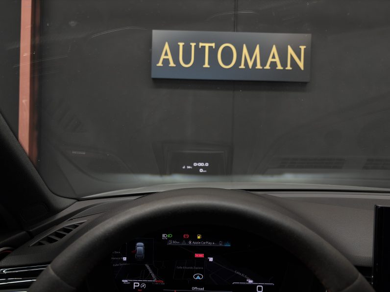 
								AUDI RS4 full									