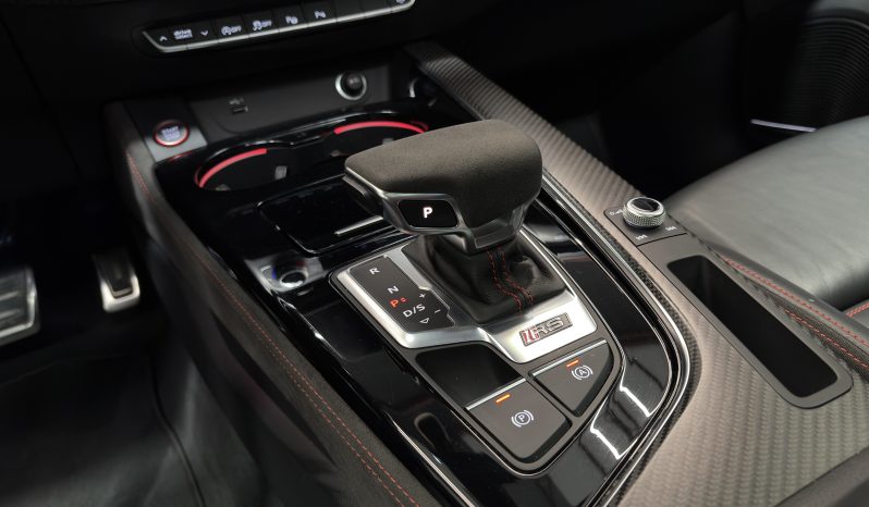 
								AUDI RS4 full									