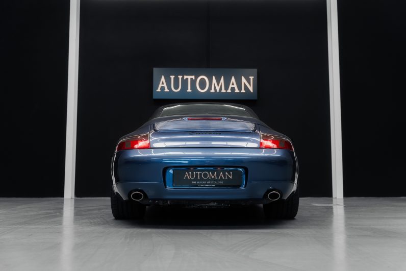 
								Porsche 911 Carrera Cabrio (996) full									