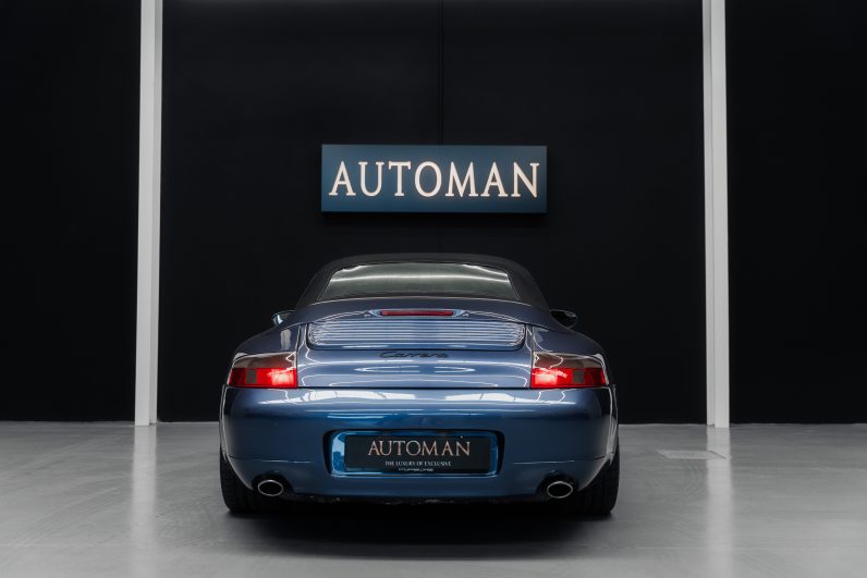 
								Porsche 911 Carrera Cabrio (996) full									