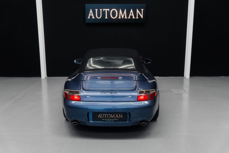 
								Porsche 911 Carrera Cabrio (996) full									