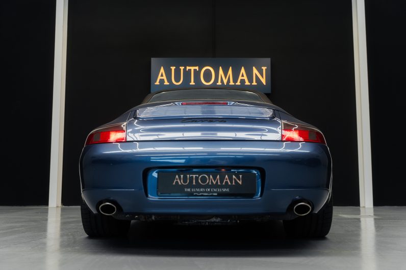 
								Porsche 911 Carrera Cabrio (996) full									