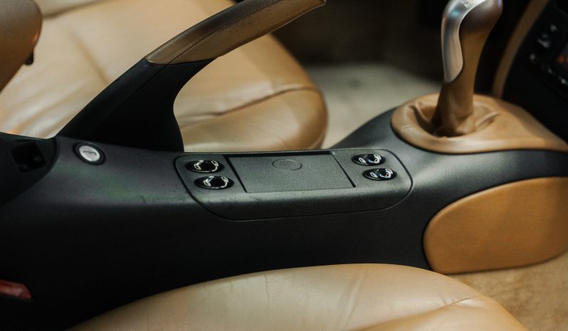 
								Porsche 911 Carrera Cabrio (996) full									
