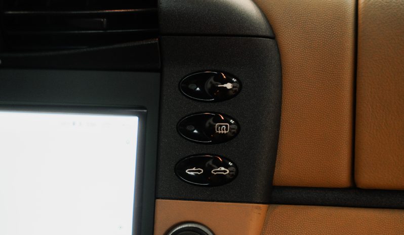 
								Porsche 911 Carrera Cabrio (996) full									