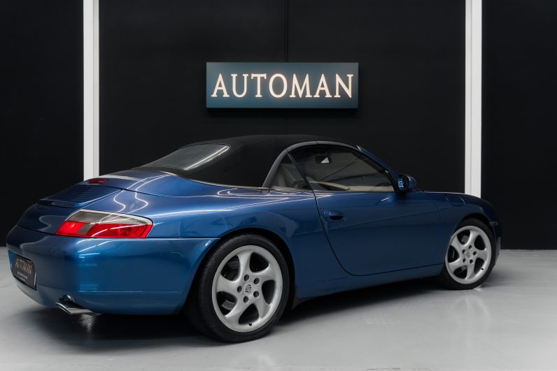 
								Porsche 911 Carrera Cabrio (996) full									