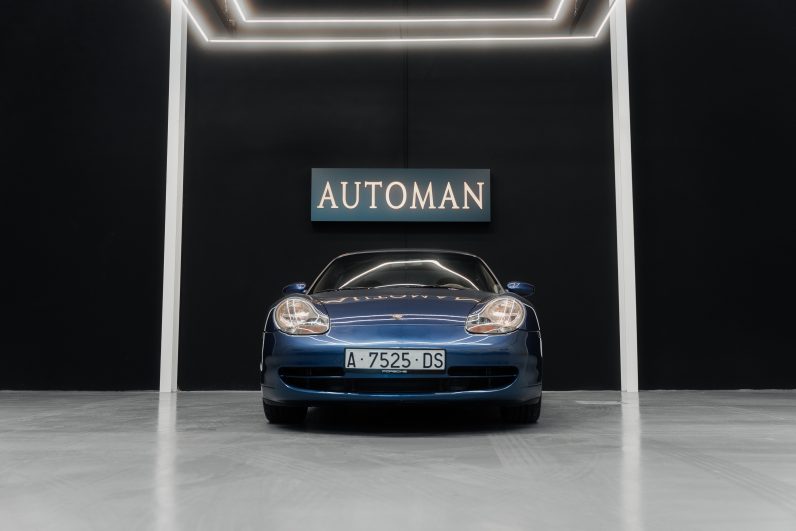 
								Porsche 911 Carrera Cabrio (996) full									