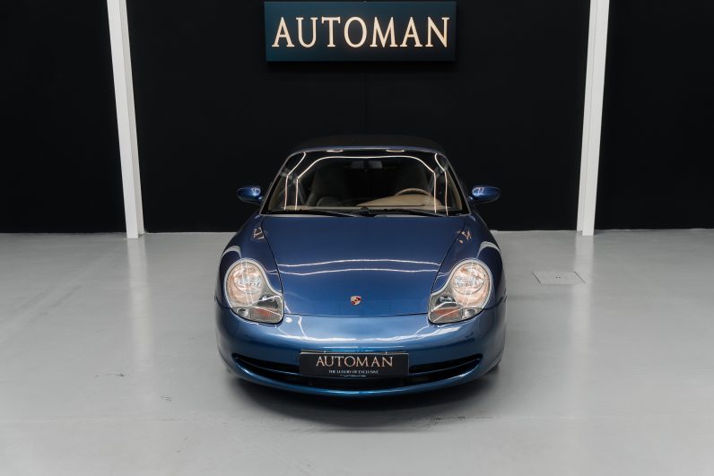 
								Porsche 911 Carrera Cabrio (996) full									