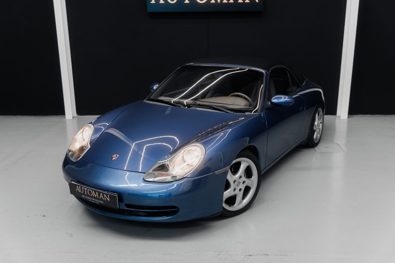 
								Porsche 911 Carrera Cabrio (996) full									